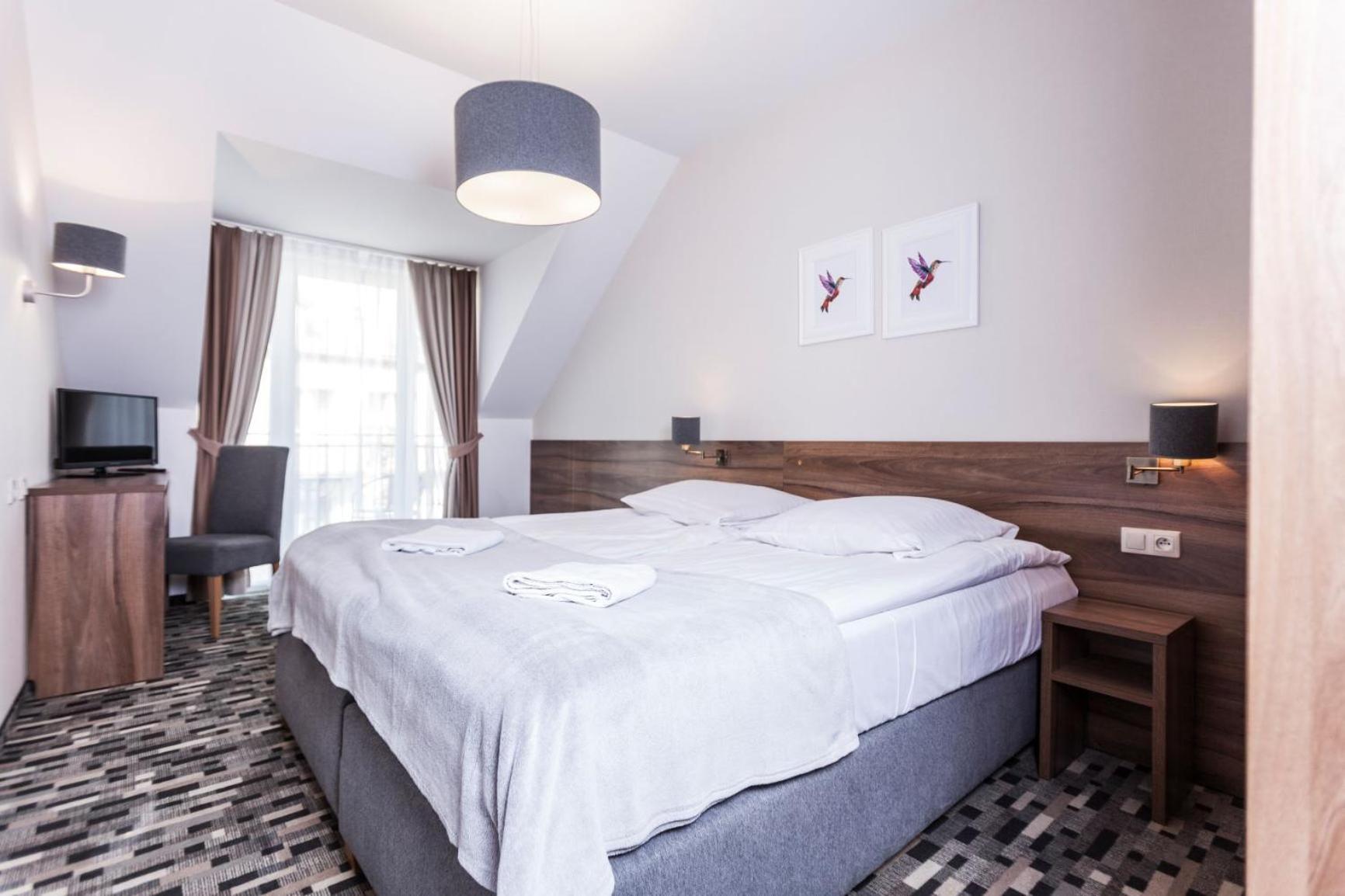 Hotel Alcest Z Widokiem Na Morze Rewal Exterior foto
